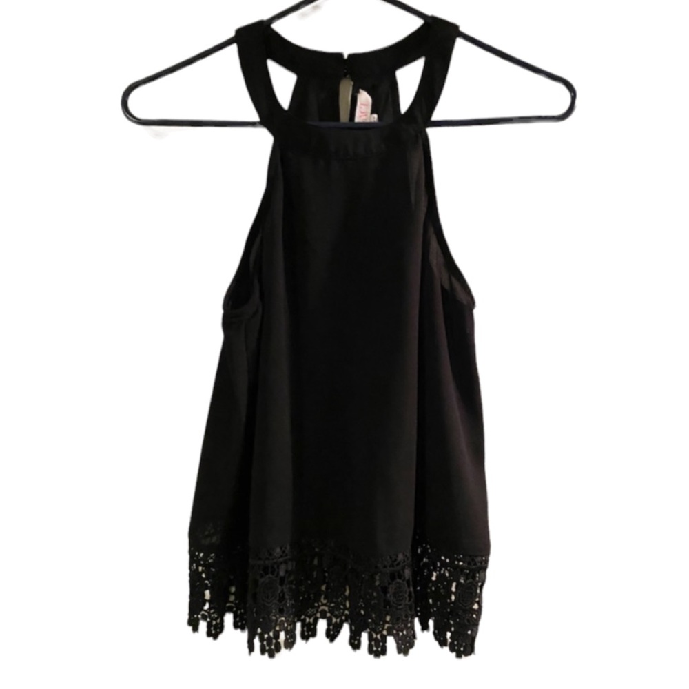 Agaci 🖤sleeveless crop top - Picture 1 of 5